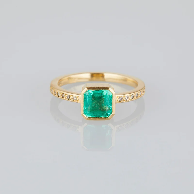 Luxury Jewelry Sale – Sparkle For Less ER24-OOAK | 1.11 Carat One-of-a-Kind Emerald and Diamond Ring Luxury Jewelry Sale – Sparkle For Less ER24-OOAK | 1.11 Carat One-of-a-Kind Emerald and Diamond Ring