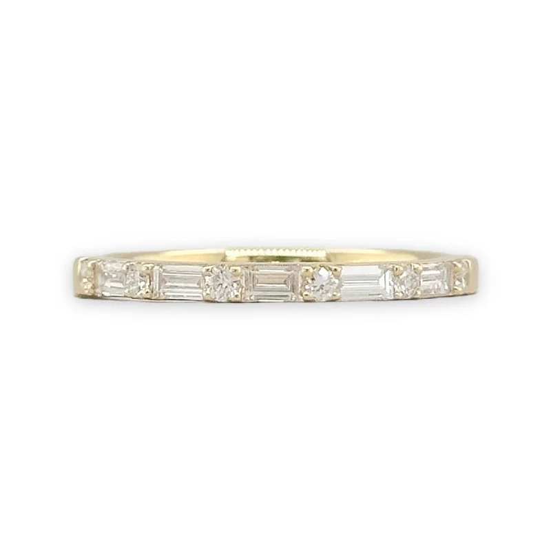 Bold And Beautiful Jewelry Now At Irresistible Prices 18K Y Gold 0.70cttw VS2-SI1/H Diamond Band