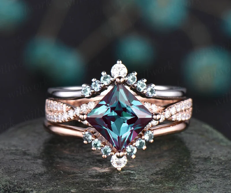 Once-A-Year Jewelry Deals – Shop Before They’Re Gone Alexandrite bridal set