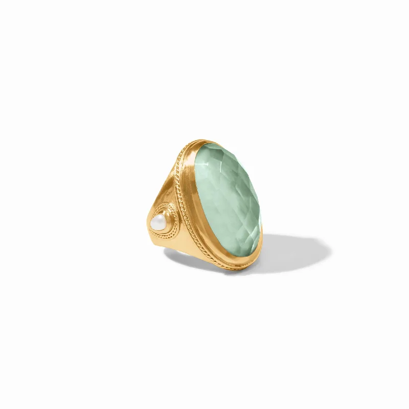 Iridescent Aquamarine Blue