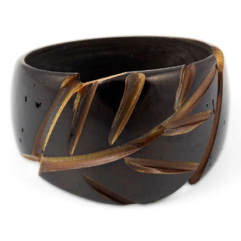 Fashion-Forward Jewelry At Incredible Prices Carved Coconut Ring - Single Leaf