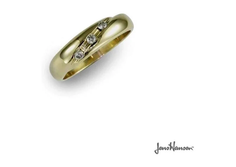 Discounted Jewelry For A Glamorous Look Customised 9ct Gold & Diamond Ring