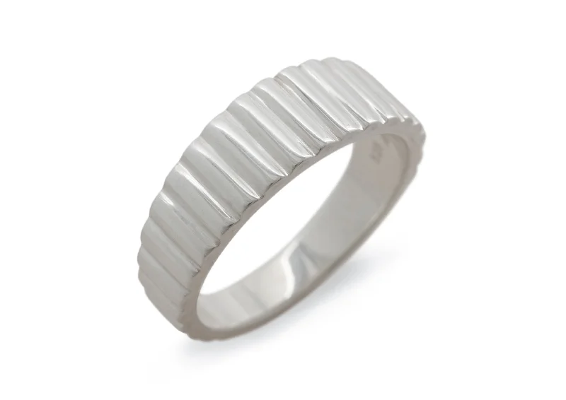 Shop High-Quality Jewelry At Jaw-Dropping Discounts JW475 Dress Ring, Sterling Silver