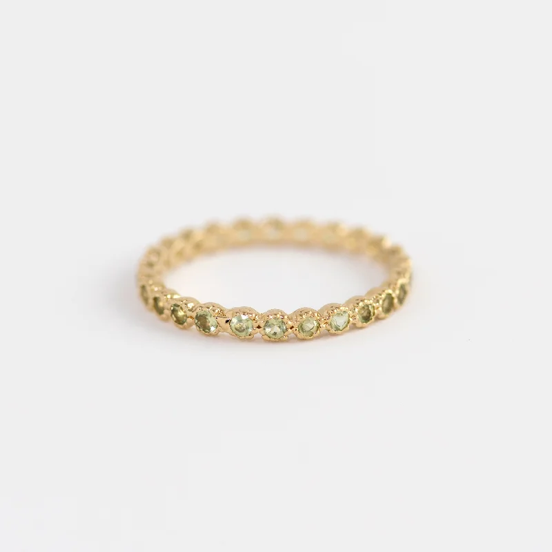 Save On Luxury Jewelry Pieces – Limited-Time Offers Leonore Peridot Band