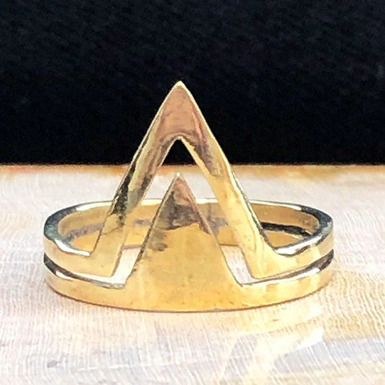 Limited-Time Offer On Premium Jewelry Collections <span>RBR-047<span>: </span></span>Rising Peak Ring - Brass