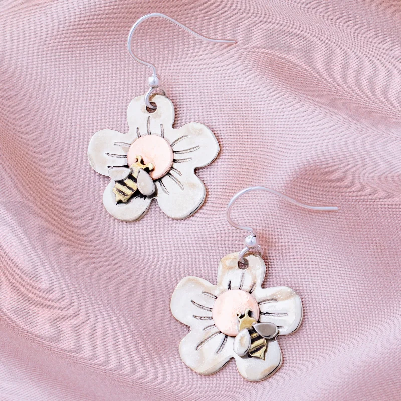 Your Dream Jewelry At Dream Prices – Shop Now Daisy & Bee Mixed Metal Earrings