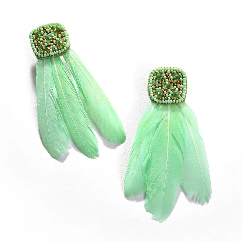 Modern Statement Jewelry For Bold Styling Green Color Leaf Drop Earrings For Women's Modern Statement Jewelry For Bold Styling Green Color Leaf Drop Earrings For Women's