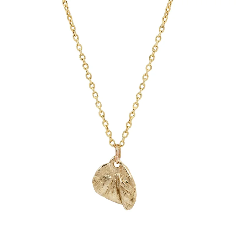Fashion-Forward Geometric Jewelry For Contemporary Style IV Gold Shard Pendant Necklace Fashion-Forward Geometric Jewelry For Contemporary Style IV Gold Shard Pendant Necklace