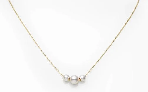 Holiday Jewelry Sale – Perfect Gifts At The Best Prices Pearls in Motion Akoya Cultured Pearl Pendant in 18K Yellow Gold Holiday Jewelry Sale – Perfect Gifts At The Best Prices Pearls in Motion Akoya Cultured Pearl Pendant in 18K Yellow Gold