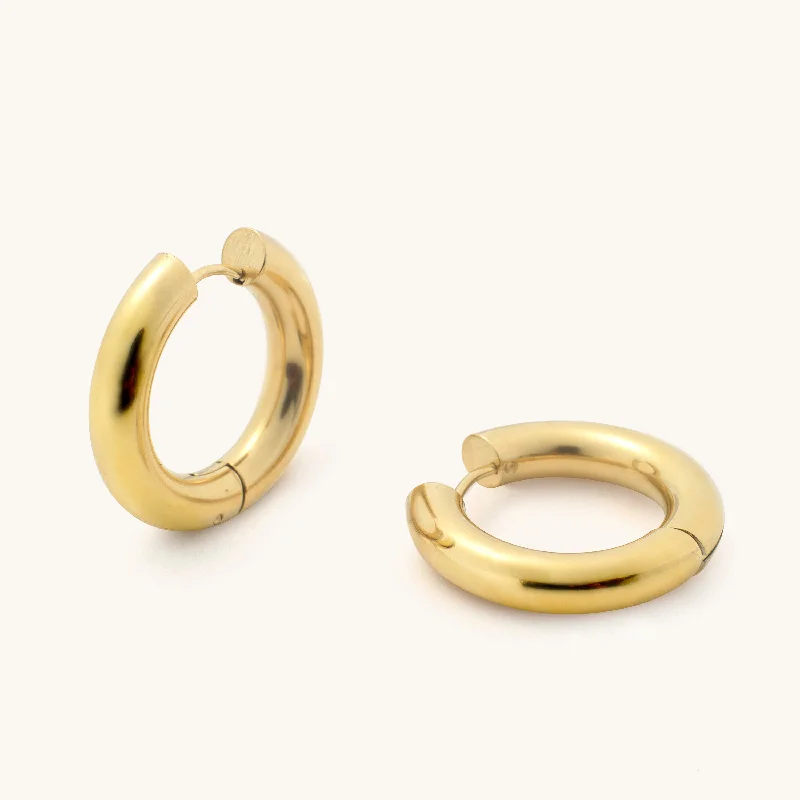 Exclusive Jewelry Sale Event – Shop Now Bold Clicker Hoops