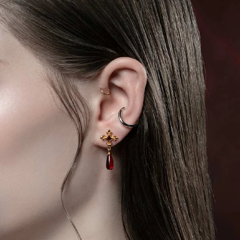 Modern Jewelry At Exclusive Discounts – Shop Today CRIMSON. Medieval Garnet Stud Earrings - Gold Modern Jewelry At Exclusive Discounts – Shop Today CRIMSON. Medieval Garnet Stud Earrings - Gold