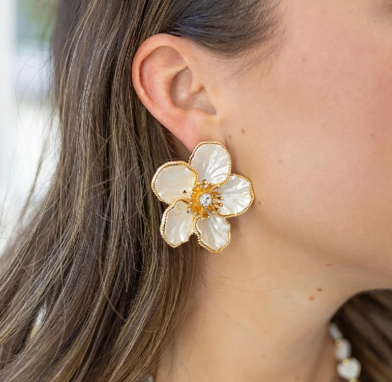 Huge Savings On Timeless Jewelry Collections Flower Oversized Studs