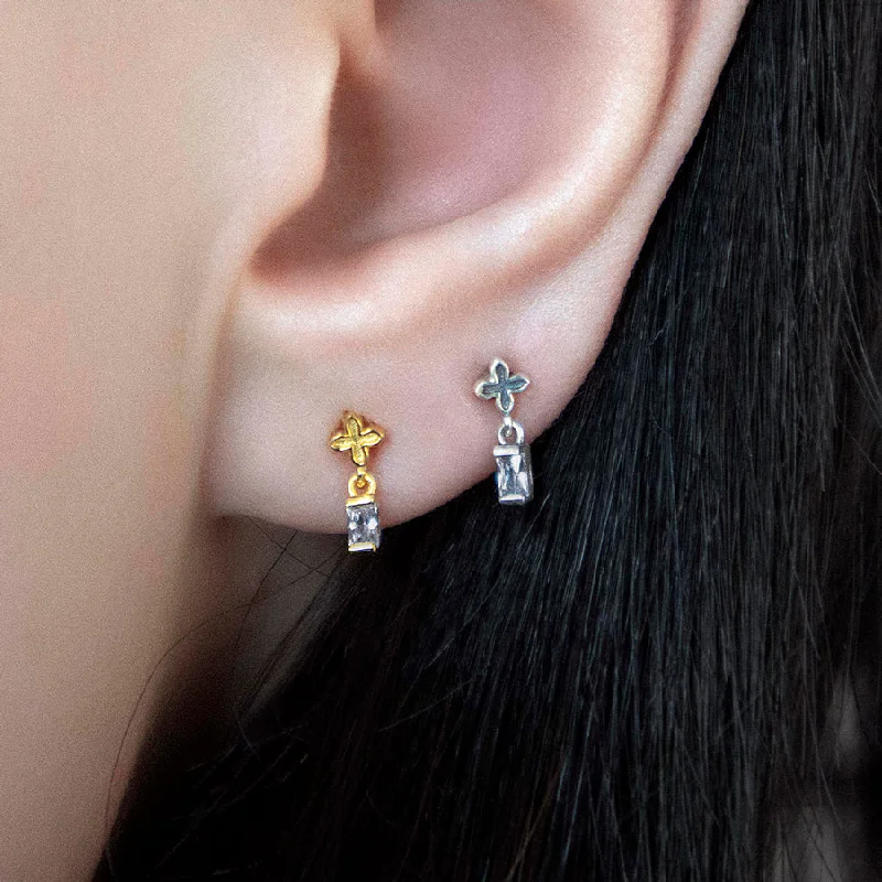 Unmissable Discounts On Timeless Jewelry Pieces RENE. Tiny Cross & Cubic Zirconia Stud Earrings - Gold
