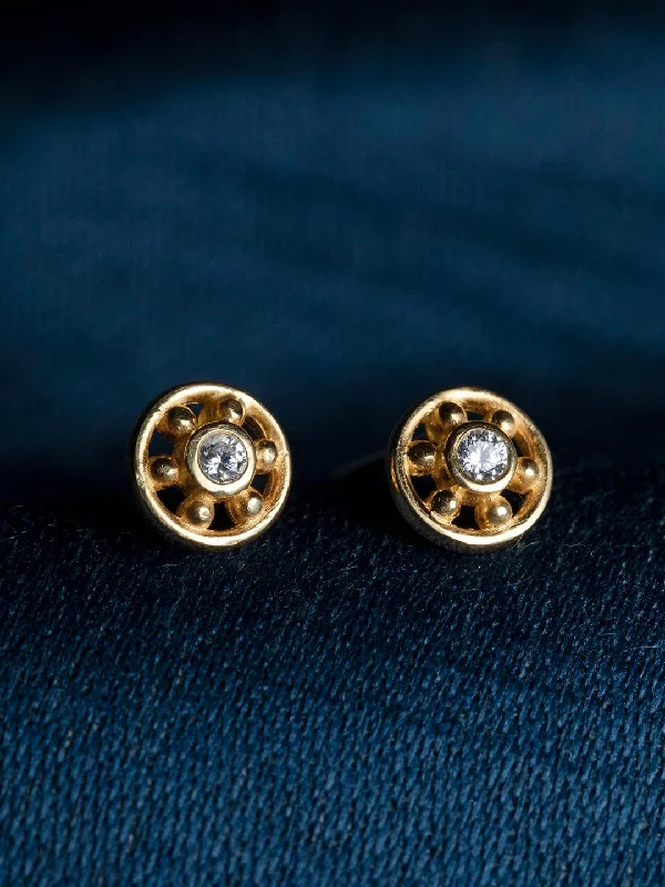 Handcrafted Jewelry Sale – Unique Designs At Low Prices Rubans 925 Silver Classic Geometric Circular Stud Earrings. - Gold Plated Handcrafted Jewelry Sale – Unique Designs At Low Prices Rubans 925 Silver Classic Geometric Circular Stud Earrings. - Gold Plated