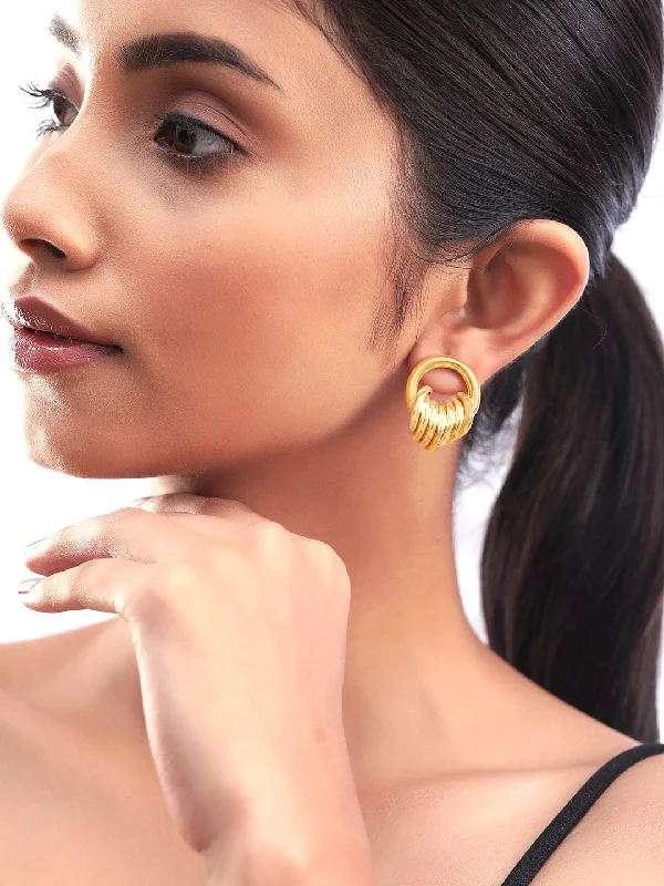 Clearance Sale On High-End Jewelry Collections Rubans Voguish 18K gold-plated circle motif Sophisticated stud earrings Clearance Sale On High-End Jewelry Collections Rubans Voguish 18K gold-plated circle motif Sophisticated stud earrings
