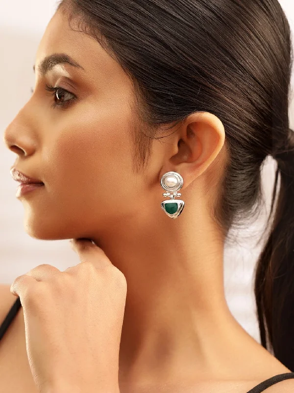 Jewelry Deals That Outshine The Rest Rubans Rhodium-Plated Statement Stud Earrings with Green Stone & Pearl Detailing Jewelry Deals That Outshine The Rest Rubans Rhodium-Plated Statement Stud Earrings with Green Stone & Pearl Detailing