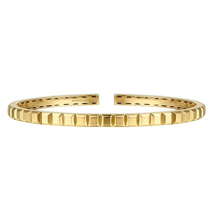 Flash Sale On Exquisite Jewelry – Don't Miss Out 14K Yellow Plain Gold Split Bangle Bracelet Flash Sale On Exquisite Jewelry – Don't Miss Out 14K Yellow Plain Gold Split Bangle Bracelet