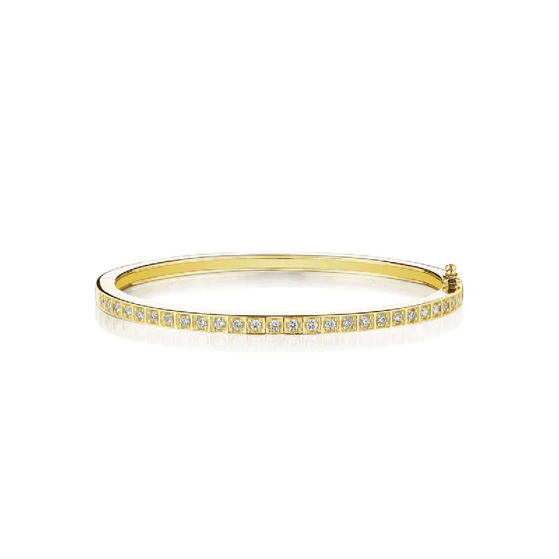 Romantic Heart-Shaped Jewelry For Special Gifts 18k Yellow Gold Thin Diamond Bangle Romantic Heart-Shaped Jewelry For Special Gifts 18k Yellow Gold Thin Diamond Bangle