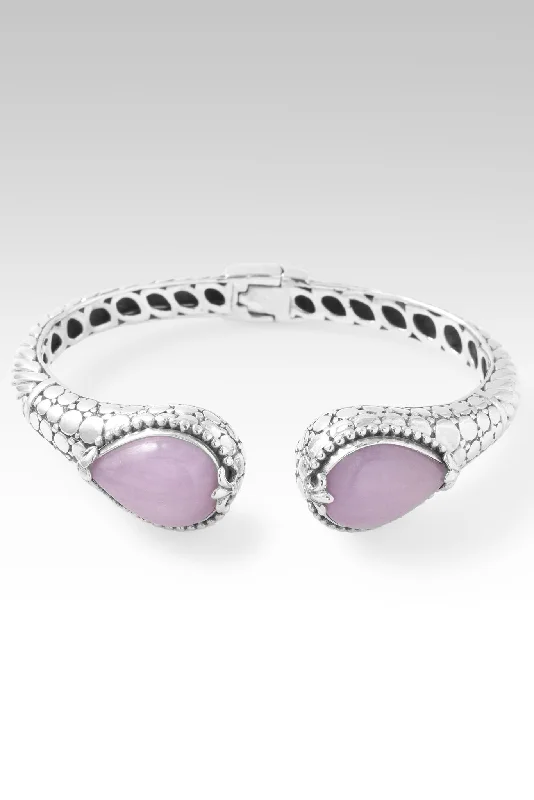 Premium Jewelry At Special Low Prices For A Limited Time Be Quick to Listen Tip-to-Tip Bracelet™ in Kunzite Premium Jewelry At Special Low Prices For A Limited Time Be Quick to Listen Tip-to-Tip Bracelet™ in Kunzite