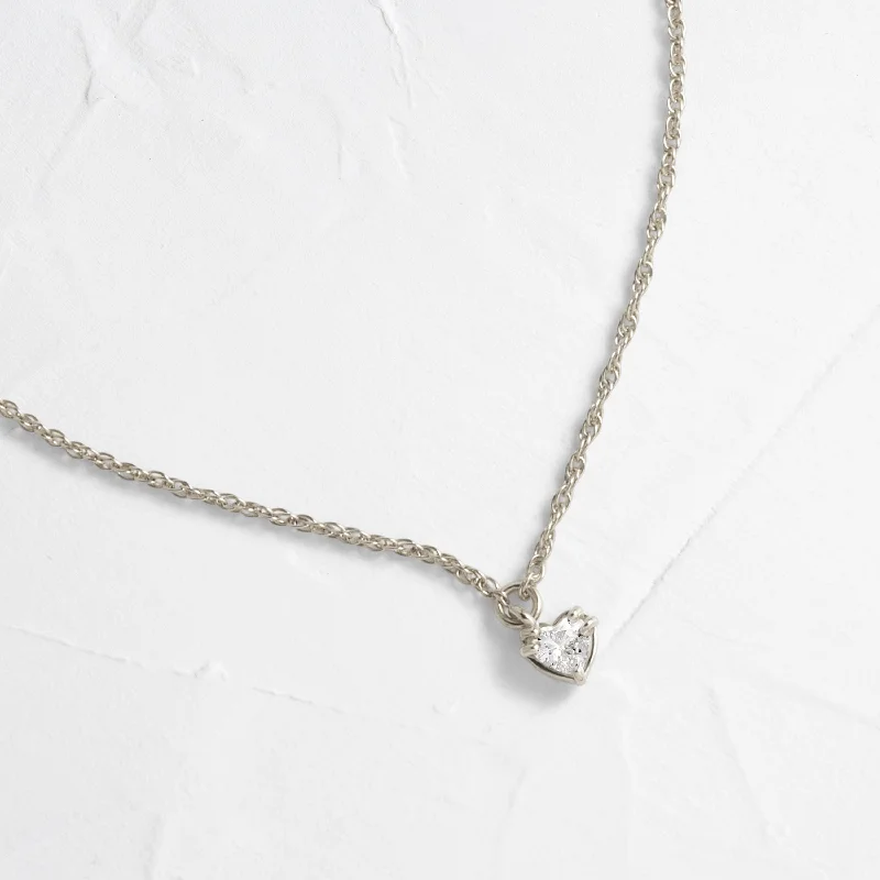 Big Discounts On Elegant Jewelry Collections Be Still My Heart Bracelet with Plain Chain - In Stock Big Discounts On Elegant Jewelry Collections Be Still My Heart Bracelet with Plain Chain - In Stock