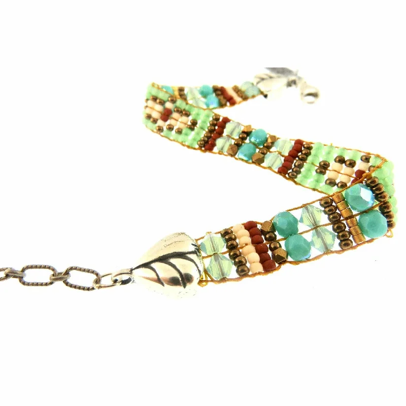 Discounted Jewelry For A Glamorous Look Chili Rose Tiny Soft Green Heart Star Bracelet Discounted Jewelry For A Glamorous Look Chili Rose Tiny Soft Green Heart Star Bracelet