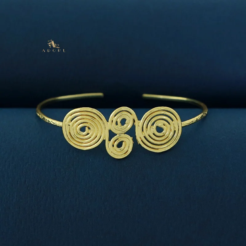 Save On Luxury Jewelry Pieces – Limited-Time Offers Golden Dual Swirl Bangle