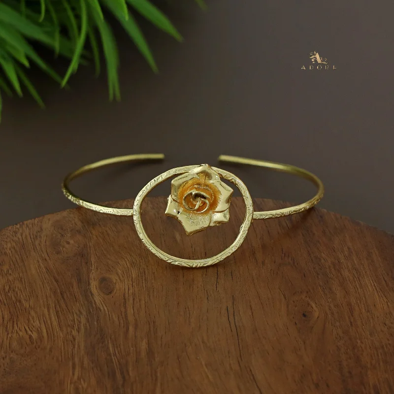 Elegant Jewelry, Exclusive Prices – Shop Now Golden Hammered Oval And Flower Bangle Elegant Jewelry, Exclusive Prices – Shop Now Golden Hammered Oval And Flower Bangle