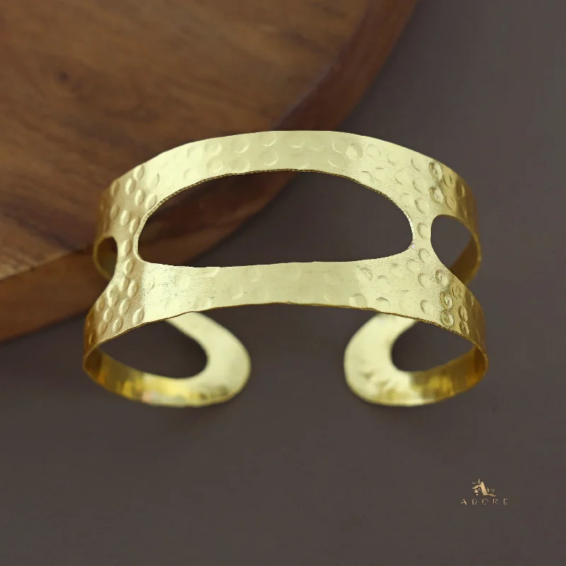 Breathtaking Jewelry At Limited-Time Savings Golden Hammered Tri Ellipse Bangle