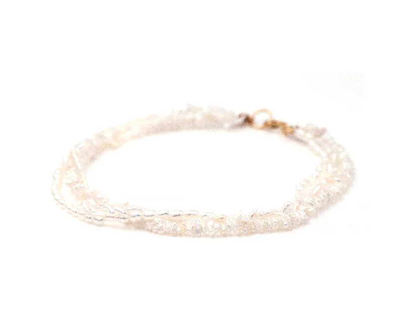 Make Your Outfit Shine With Discounted Jewelry Three Strand Pearl Bracelet