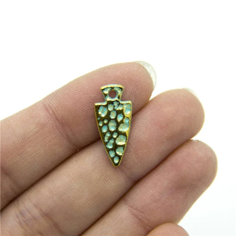Grab Stylish Jewelry Before The Sale Ends 20 units mykonos findings triangle charm mykonos charms finding jewelry finding suppliers D-3-293 Grab Stylish Jewelry Before The Sale Ends 20 units mykonos findings triangle charm mykonos charms finding jewelry finding suppliers D-3-293