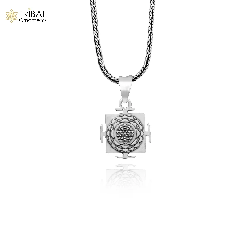 Last Chance To Shop High-End Jewelry At Markdown Prices 925 sterling silver exclusive unique design SHRI YANTRAM pendant, shree Lakshmi yantra unique best unisex gifting jewelry nsp705
