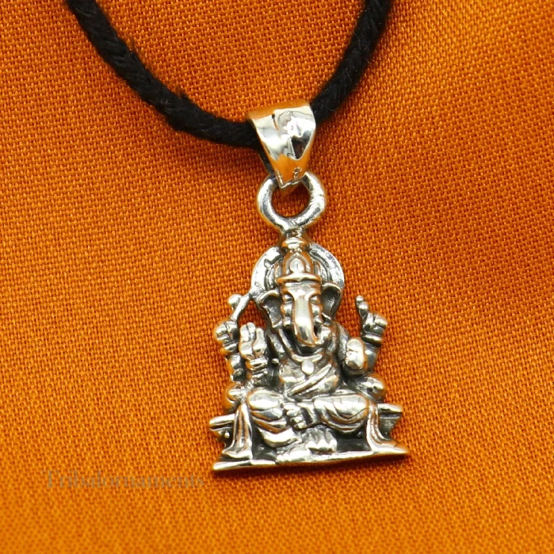 Fashion-Forward Geometric Jewelry For Contemporary Style Divine lord Ganesha blessing pendant, excellent vintage designer 925 sterling silver handmade jewelry from india ssp968