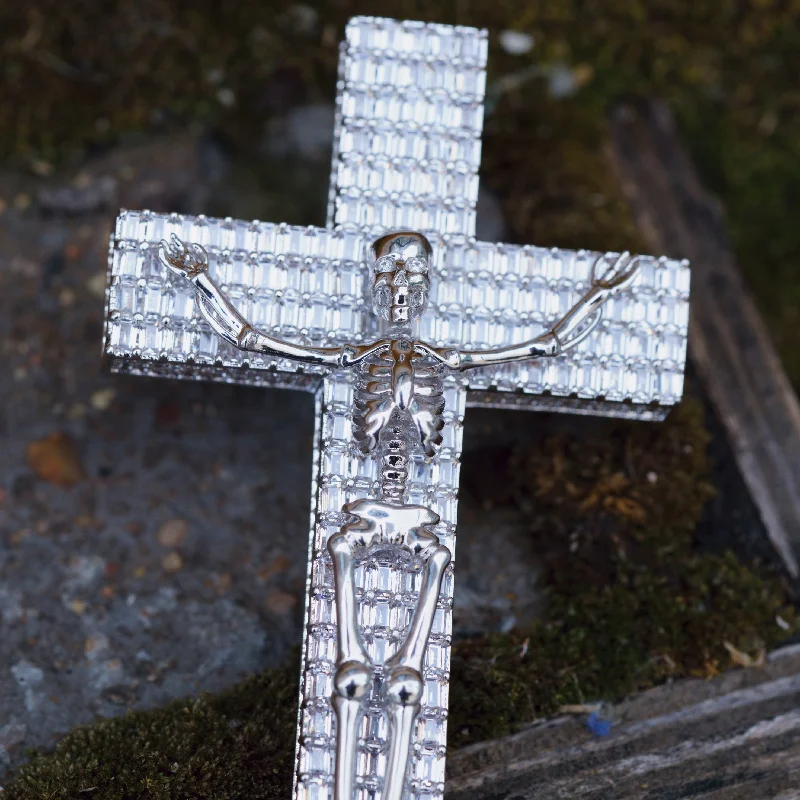 Timeless Elegance Now At Special Discounts 3D Skull Cross Baguette Solid Iced Necklace